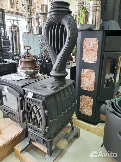Чугунная печь-камин Бахта