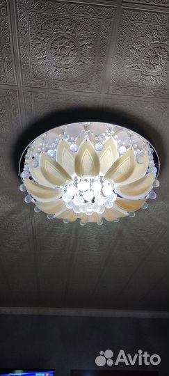 Люстра потолочная