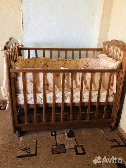 Кроватка детская