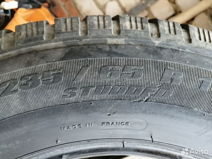 Michelin 4X4 A/T 235/65 R17