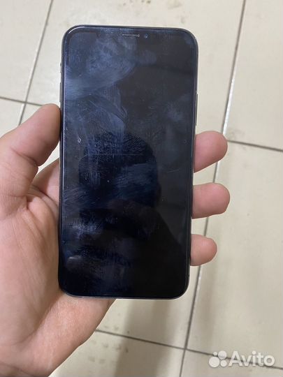 iPhone X, 64 ГБ