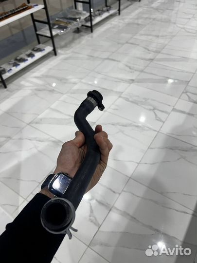 Патрубок системы охлаждения BMW N52 11537581063