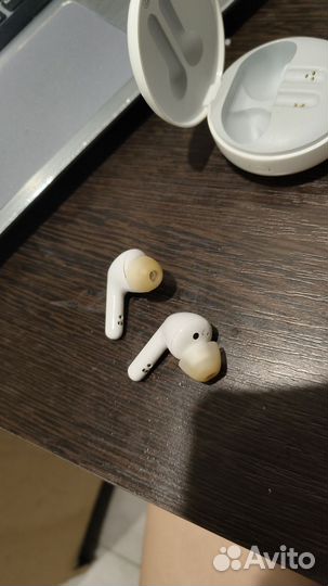 Беспроводные наушники lg