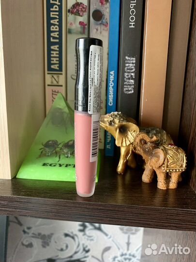 Матовая помада для губ