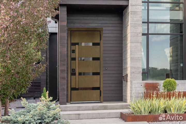 Дверь входная металлическая новая