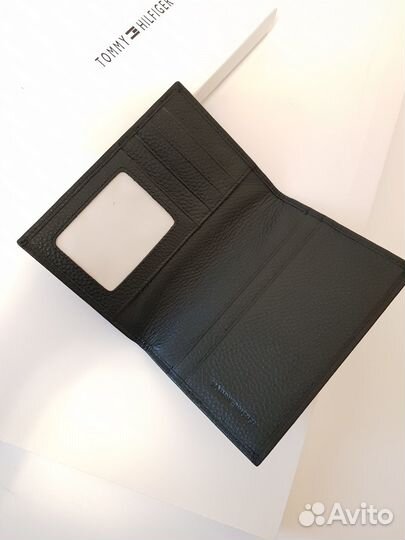 Обложка на паспорт Tommy Hilfiger