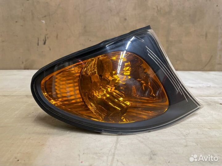 Поворотник передний правый Bmw 3Series E46 N42B20A