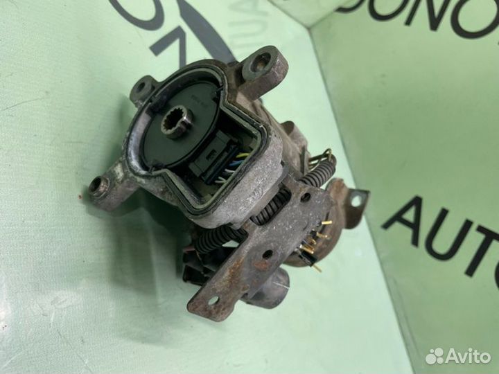 Мотор блокировки раздаточной коробки Volkswagen