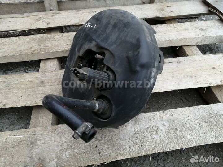 Усилитель тормозов вакуумный BMW Е36