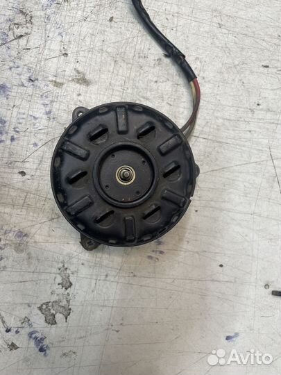 Моторчик основного вентилятора Mazda CX-7