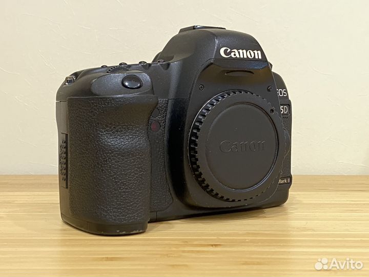 Зеркальный фотоаппарат Canon EOS 5D Mark II Body