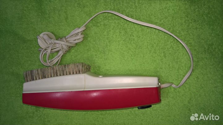 Электрощётка-пылесос Ветерок-3