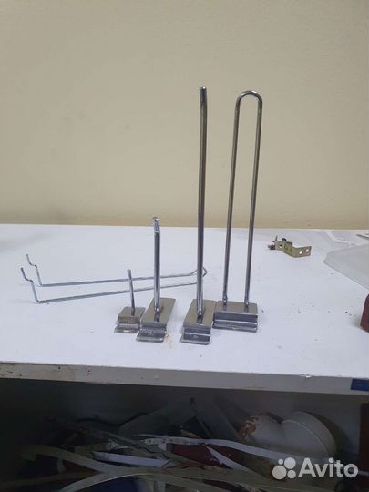 Крючки для полок