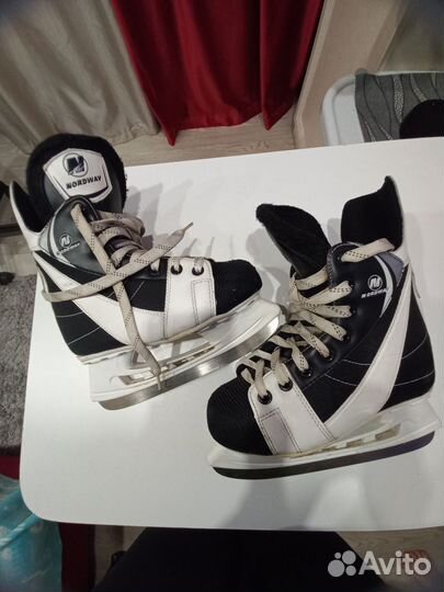 Коньки хоккейные 37размер