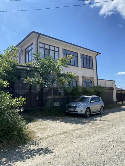 Дом 250 м² на участке 10 сот.