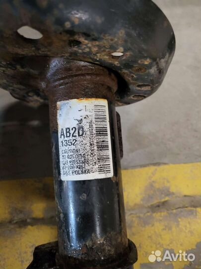 Амортизаторы Opel Astra J