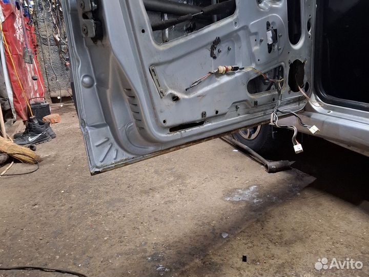 Дверь передняя левая ваз 2114 2109 2115