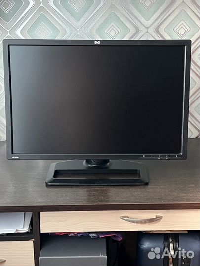 HP ZR24W