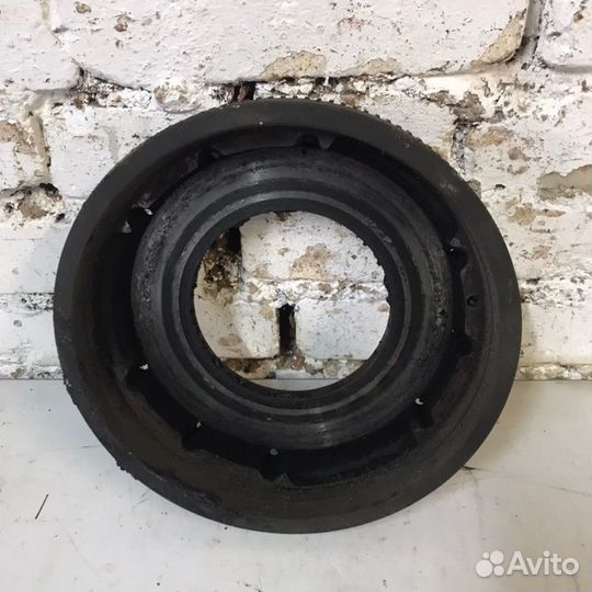 Маховик МКПП Volkswagen Vento 1.8 AAM 1992