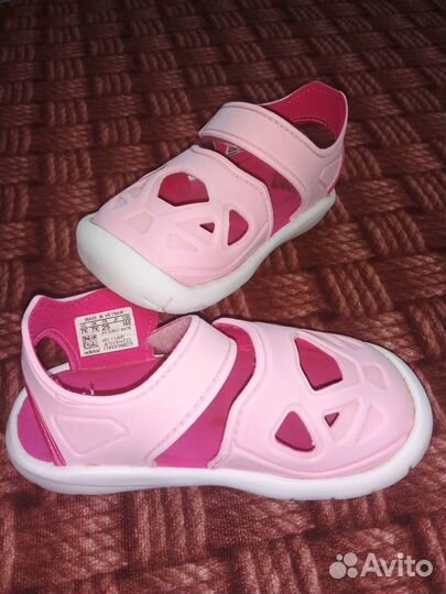 Детские сандалики adidas