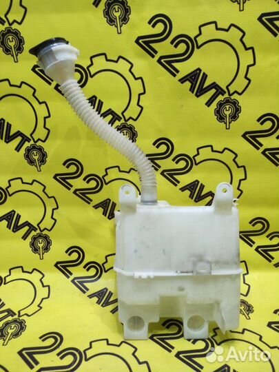 Бачок стеклоомывателя Toyota Harrier GSU30 2grfe