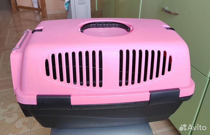 Переноска для животных пластиковая