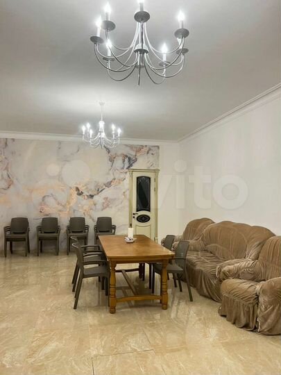 Дом 250 м² на участке 5 сот.