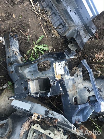 Лонжерон левый передний Киа Спектра