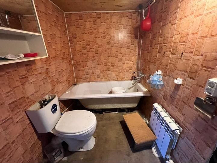 Дом 69 м² на участке 4 сот.