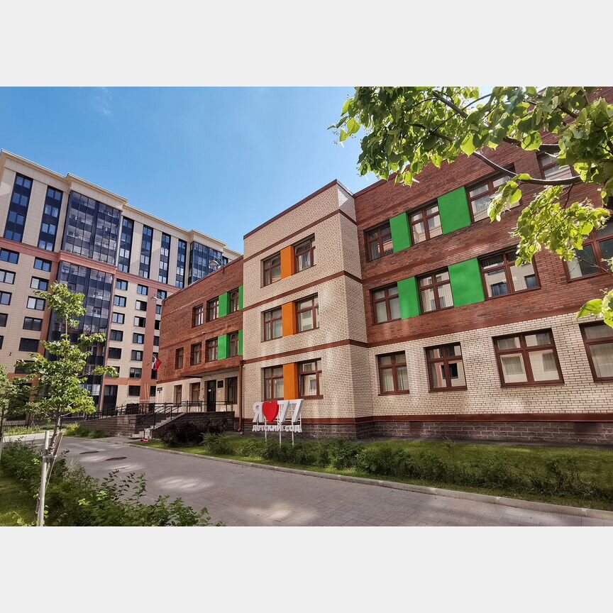 2-к. квартира, 57 м², 10/12 эт.