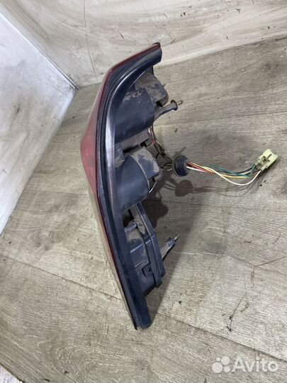 Фонарь задний левый SMA C81