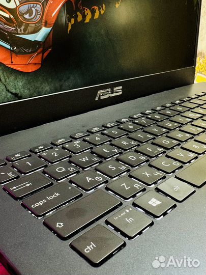 Игровой ноутбук Asus i5-8300h/GTX1650