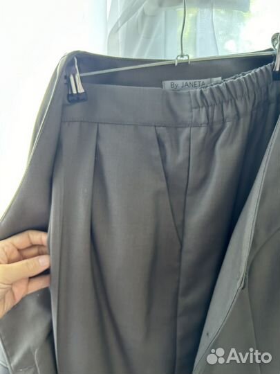 Брючный костюм женский