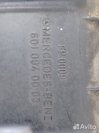 Корпус воздушного фильтра ом601 2.0 w124 Mercedes