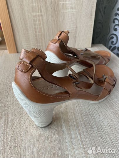 Босоножки ecco 41р