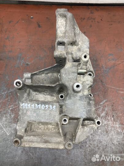 Кронштейн для двигателя Mercedes