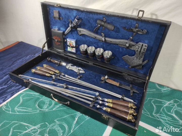 Шашлычный набор подарочный в кейсах шампура