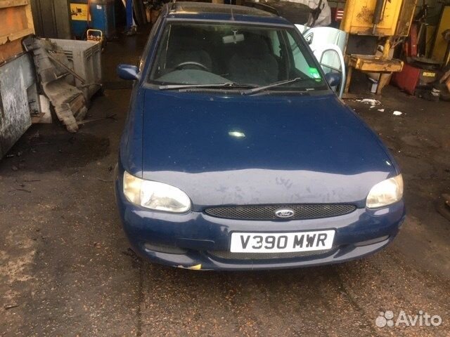Разбор на запчасти Ford Escort