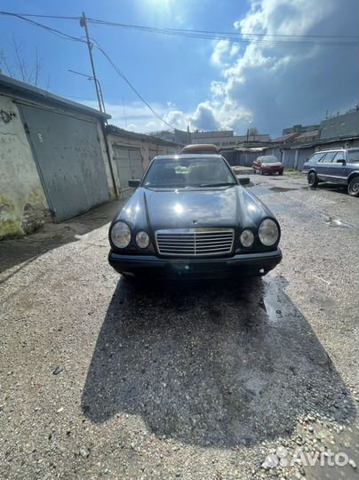 Mercedes-Benz E-класс 2.4 AT, 1998, 555 888 км