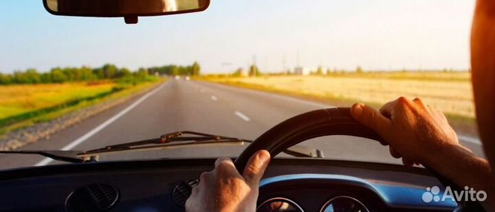 Водитель с личным легковым автомобилем г. Рязань