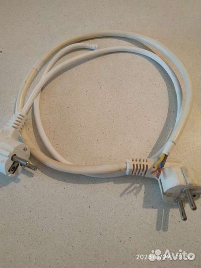 Провода с вилкой