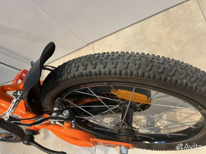 Детский велосипед Btwin + самокат Axelo