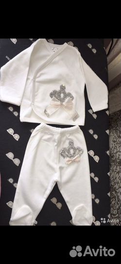 Набор на выписку из роддома или для крещения