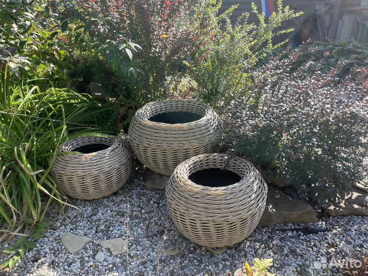 Кашпо из ротанга