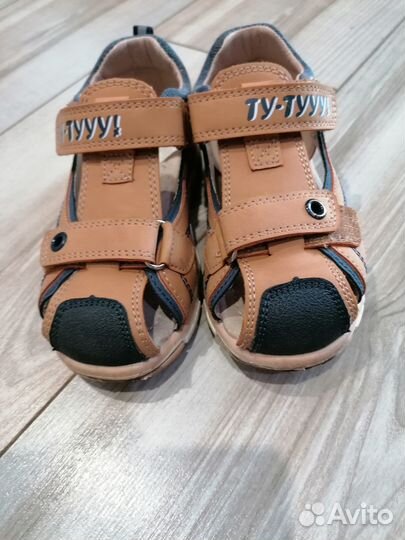 Продам сандали