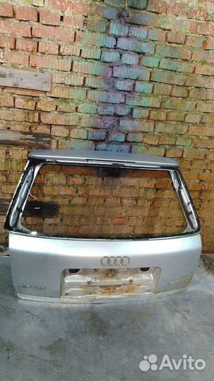 Крышка багажника со стеклом Audi A6 4B/C5 C5 2000