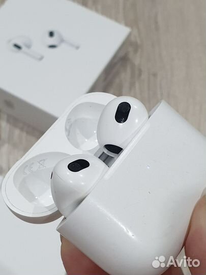 AirPods 3