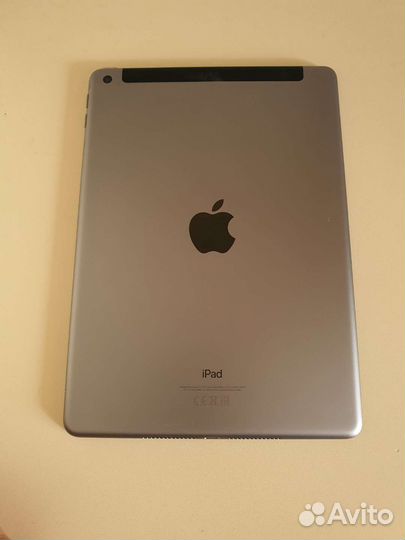 iPad 6 32GB LTE Space Gray