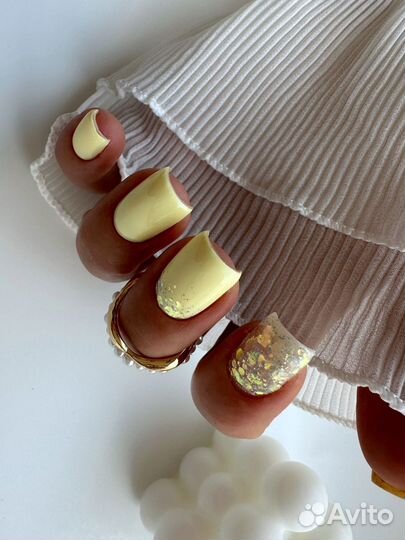 Маникюр Педикюр в студии