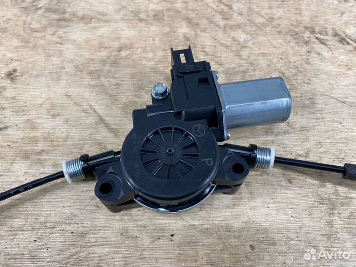 Стеклоподъемник передний правый Mazda Cx-5 KF